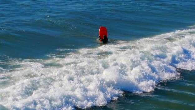 Lisbon Bodyboarding Experience – Best Waves, Spots and Tips