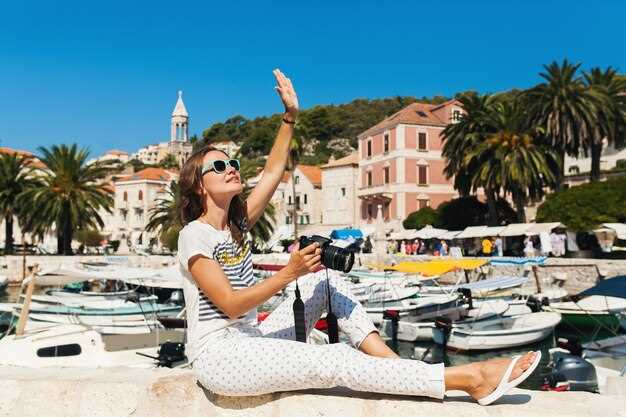 Murano and Burano Half-Day Tour: Discover Two Colorful Islands