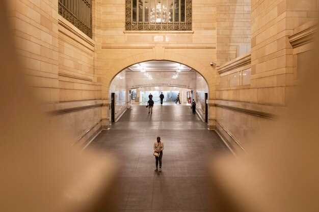 Architectural Marvels Along the Corridor