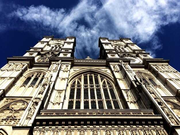 London's Westminster Abbey: Practical Insights for Readers' Favorite Churches Across Europe
