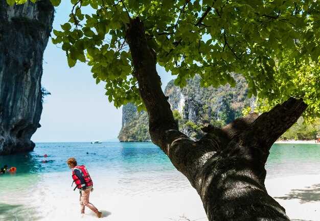 Phuket Phi Phi Bamboo Island Day Trip with Buffet Lunch – Snorkel, Beach Time & Island Hopping