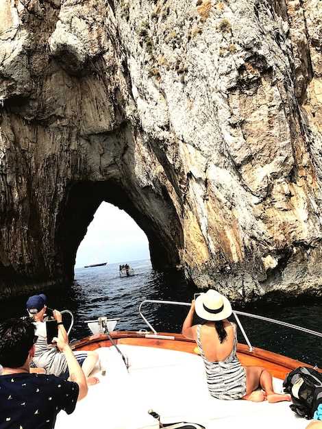 Portimão Benagil Full Caves Tour with Meal at Allgarbe – Algarve Boat Tour