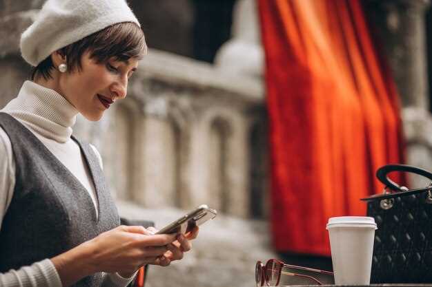 Using the In-App Audio Guide: Access, Languages, and Highlighted Routes
