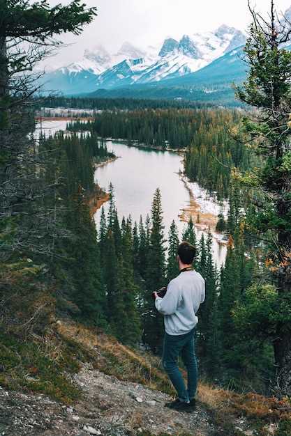 7-Day Itinerary Highlights: Banff, Lake Louise, Moraine Lake, Icefields Parkway