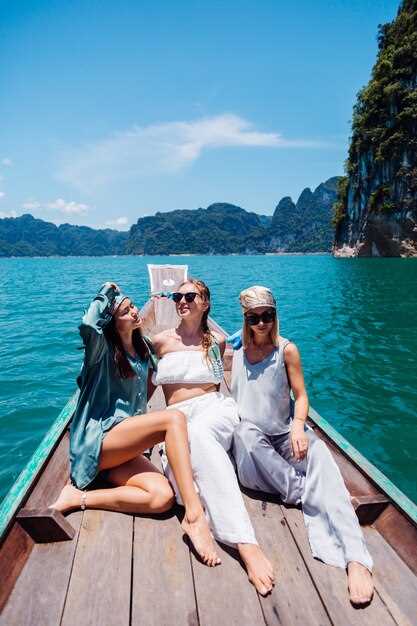 Private Boat Tour to Blue Lagoon and Trogir – Exclusive Day Trip