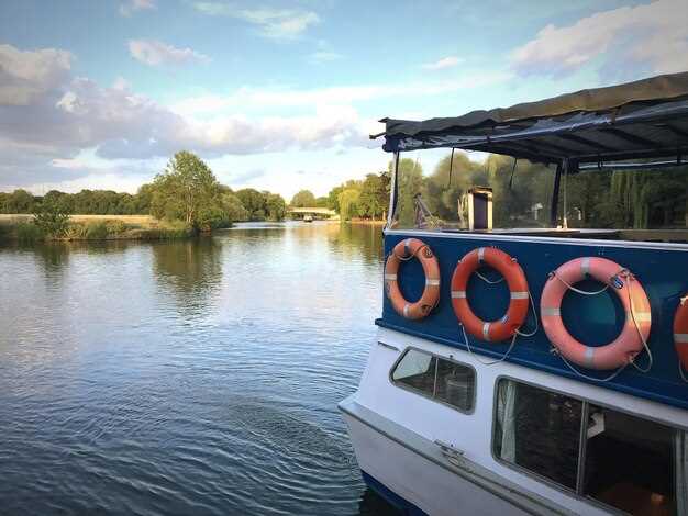 River Cruises and Boat Trips - A Complete Guide River Cruises and Boat Trips: A Complete Guide