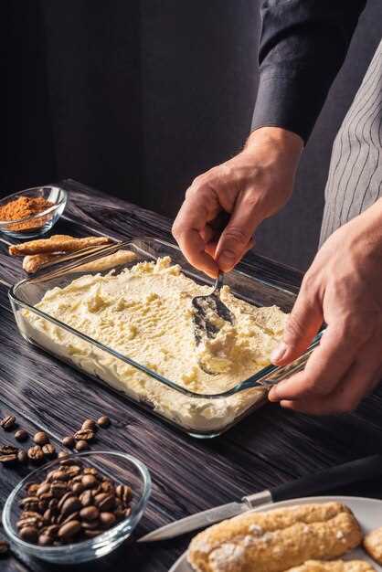 Fettuccine Dough Mastery: flour-to-egg ratios, resting, and rolling thin sheets