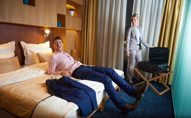 What to expect from the Ritz-Carlton Melbourne room: size, layout, bed comfort, and views