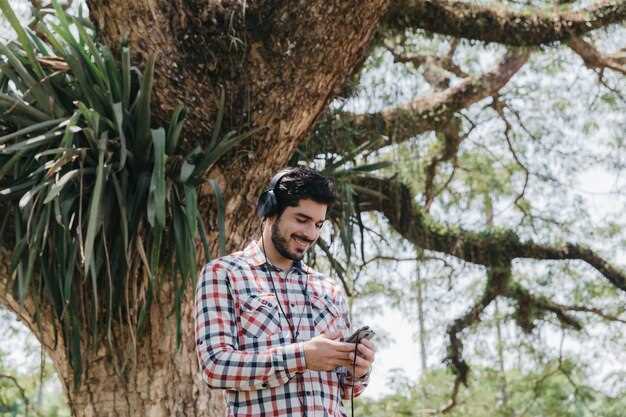 Savannah's Historic District Self-Guided Audio Tour: A Smartphone Guide