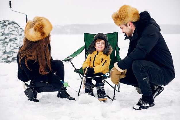 Skiing with Kids Made Easy - 10 Real Tips for a Fun, Stress-Free Holiday Skiing with Kids Made Easy: 10 Real Tips for a Fun, Stress-Free Holiday