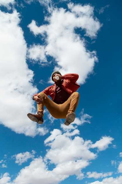 What to Expect During a 9,000-Foot Tandem Jump