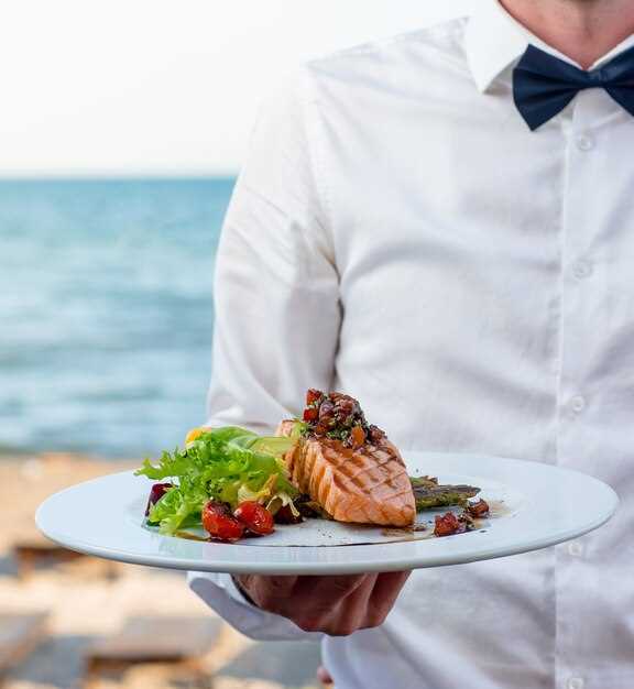Sydney Harbour Long Lunch Cruise: Luxurious Waterfront Dining