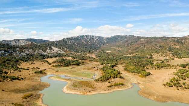 The Rio Grande and Rio Chama: A Comprehensive Guide to Two Iconic Southwestern Rivers