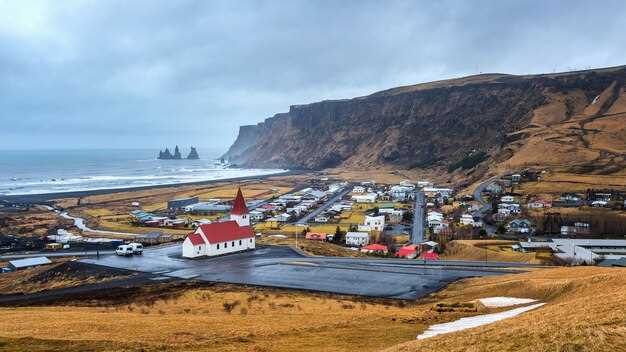 Things to Do in and Around Reykjavík: Activities, Attractions & - 23 Reykjavikurtjörn Tjörn in Pond