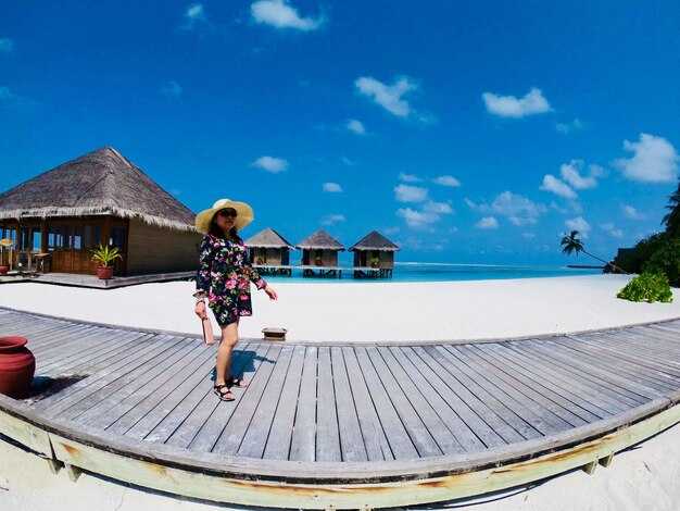 Maldives: Overwater Villas and Premium Beachfront Stays with Points