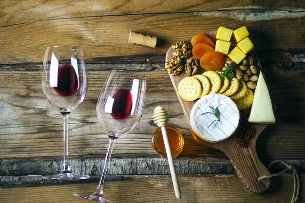 Top 10 Reasons to Visit Bordeaux Right Now – Wine, Food & Culture