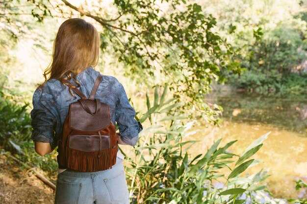 Durability and weather protection: seams, zippers, water resistance, and repairability
