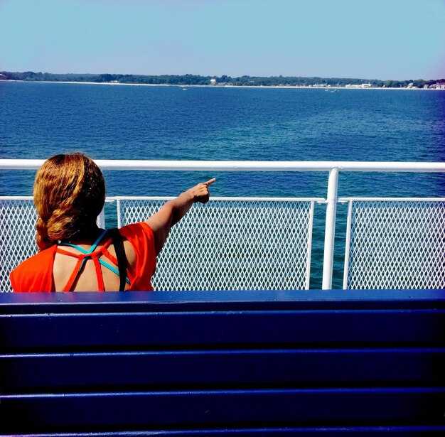 Regional-focused cruise viewing guide for optimal ship-based sightseeing