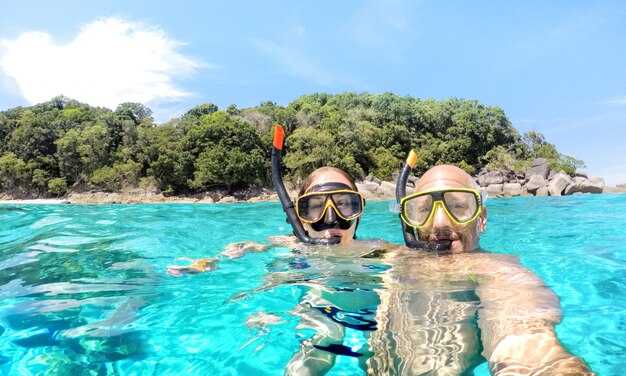 Top 8 Places to Experience the Best Snorkeling in the World Top 8 Places to Experience the Best Snorkeling in the World