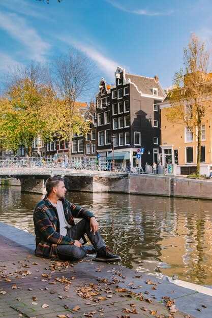 Plan a Canal Cruise: routes, durations, and peak times