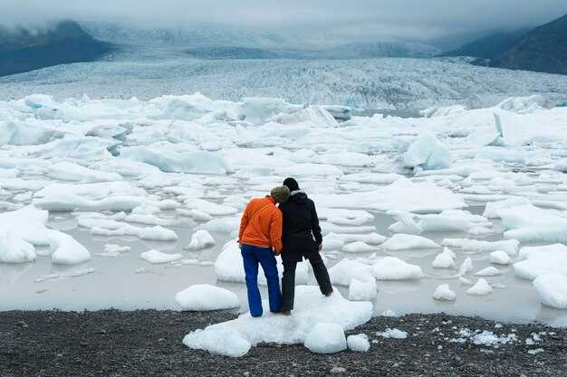 Empaque y Preparación: Ropa, Equipo, Salud y Revisiones Previas al Viaje