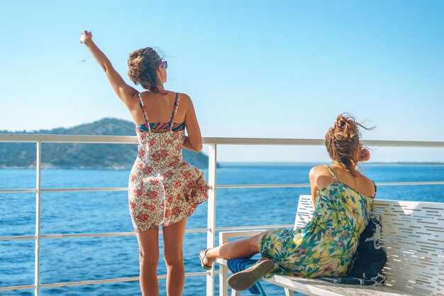 What to Pack and Wear for a Private Island Day