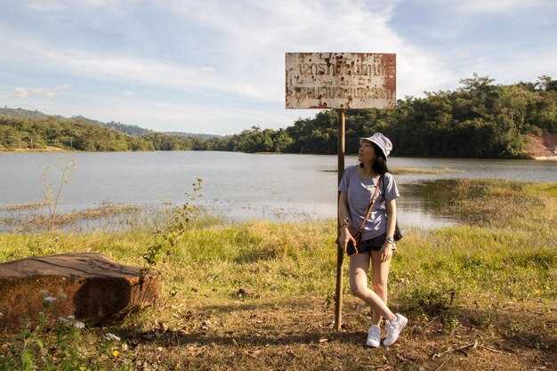 Respect Wildlife: Safe Distances and No Feeding