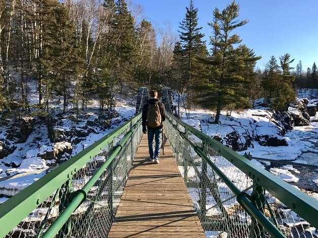 Quiet Snow Trails: Best Snowshoeing and Cross-Country Routes