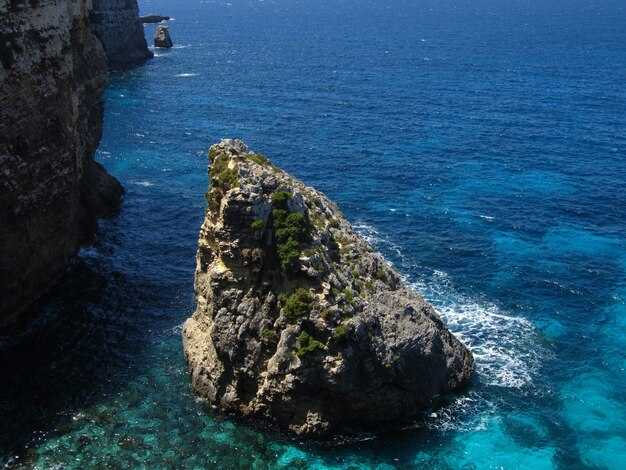 Zakynthos hajókirándulás – Hajóroncs és Kék-barlangok – Eredeti Zakynthos hajókirándulás: Hajóroncs és Kék Barlangok - Eredeti