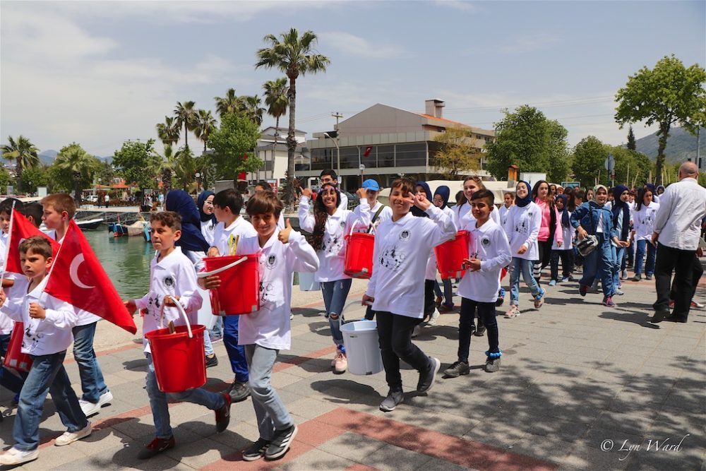 Fethiye’s Colorful Tribute to Children and Sovereignty