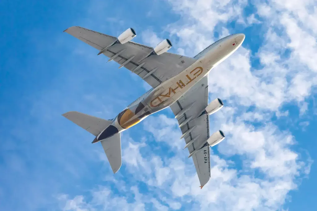 Etihad Airways Records 30% Profit Increase and 5 Million Passengers in Q1 2025