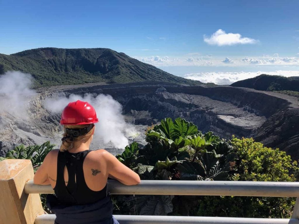 Analyzing the Drop in Costa Rica Tourism: Trends and Implications