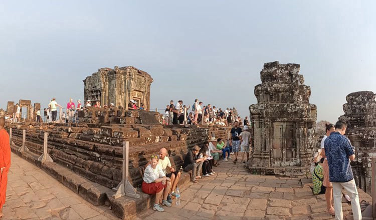 Angkor Sees Nearly 570,000 International Visitors in the First Half of 2025
