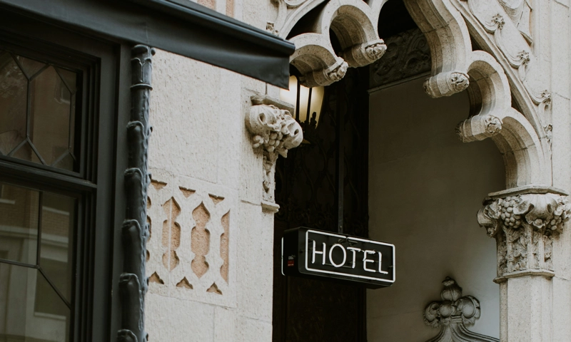 Understanding the Competition Among Online Travel Agencies