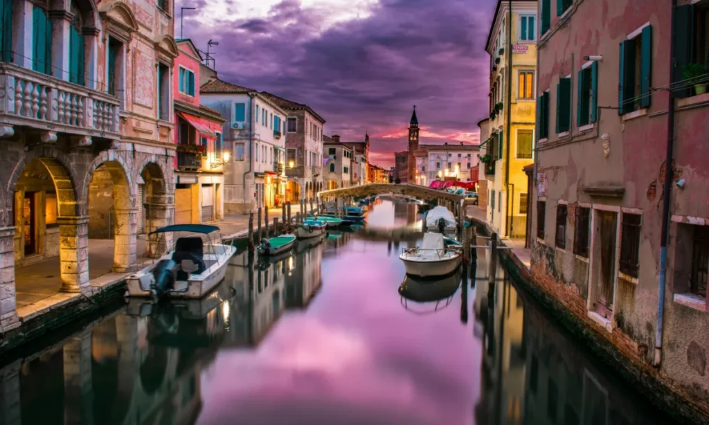 Expert Travel Tips for Navigating Italy Smoothly