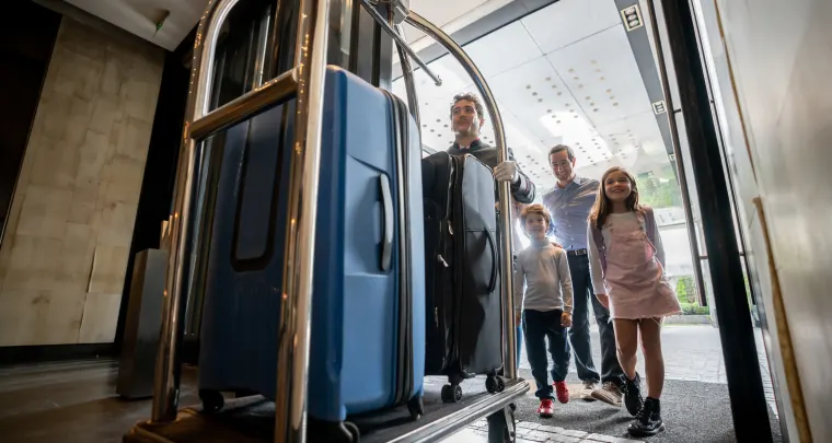 Exploring the Trend of Business Travelers Taking Families on Work Trips