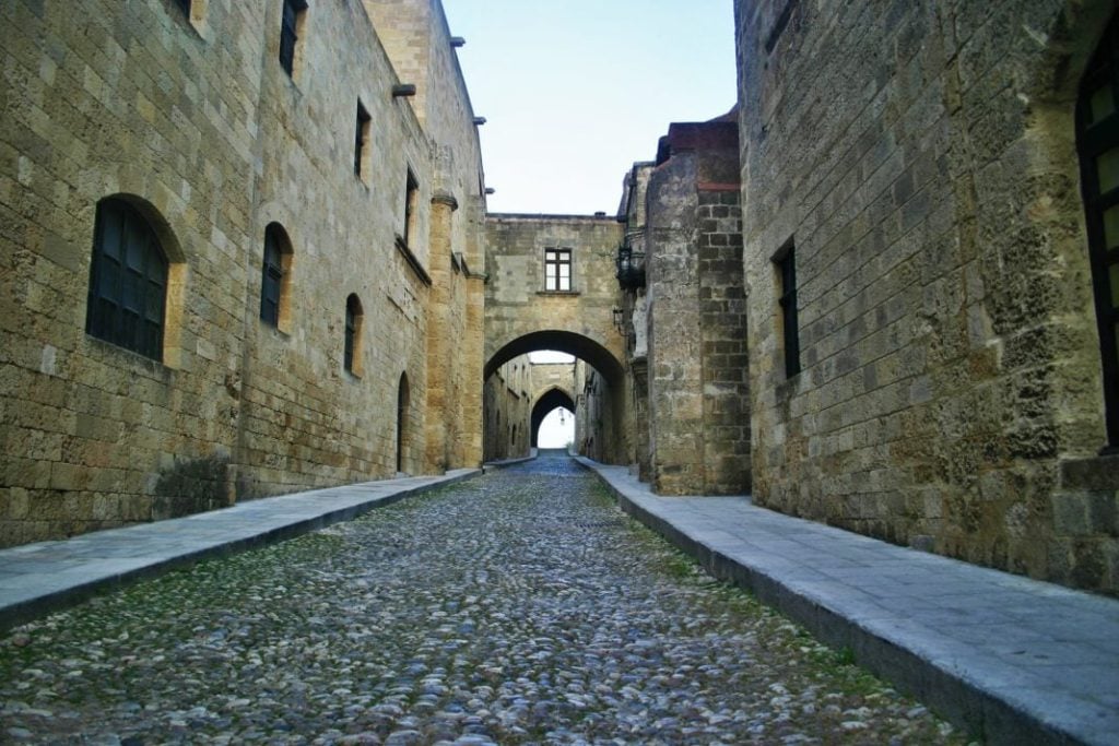 Exploring the Enchantment of Rhodes: A Traveler’s Guide