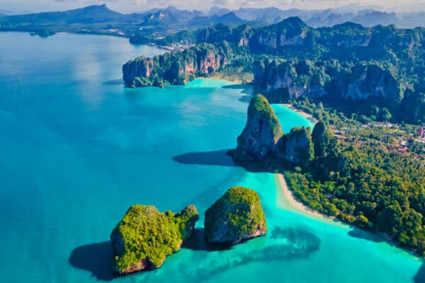 Essential Insights for UAE Travelers on Thailand’s Digital Entry and Border Considerations