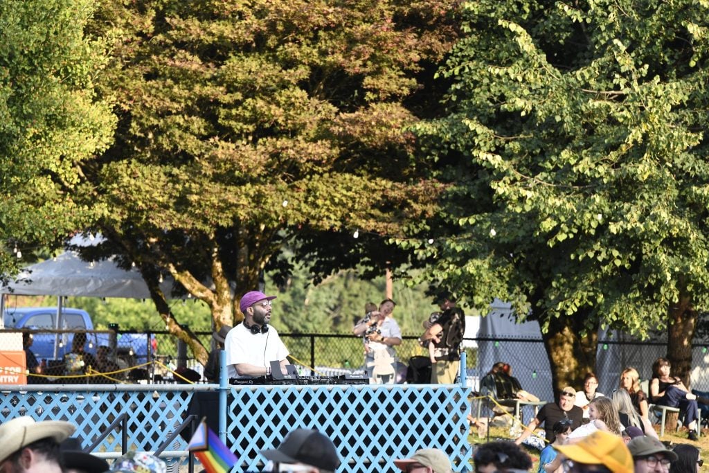 Experience the Vibrant Atmosphere of THING Festival’s Second Weekend Featuring Rainbow Kitten Surprise