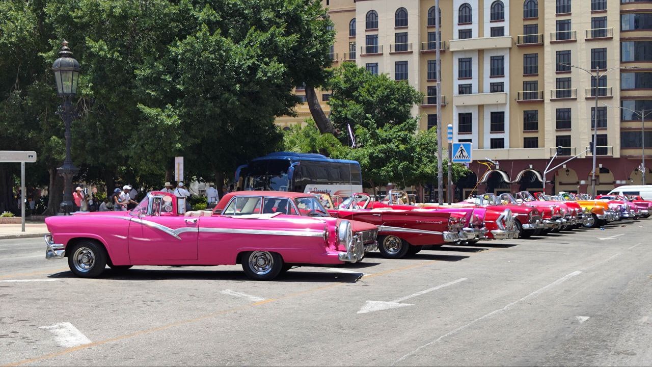 Cuba’s Tourism Revenue Decline Contrasts with Worldwide Travel Boom