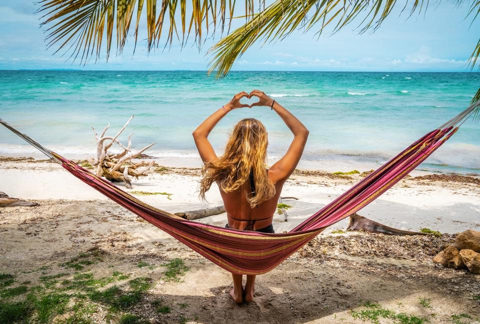 How to Create a Location-Free Business That Travels as You Do