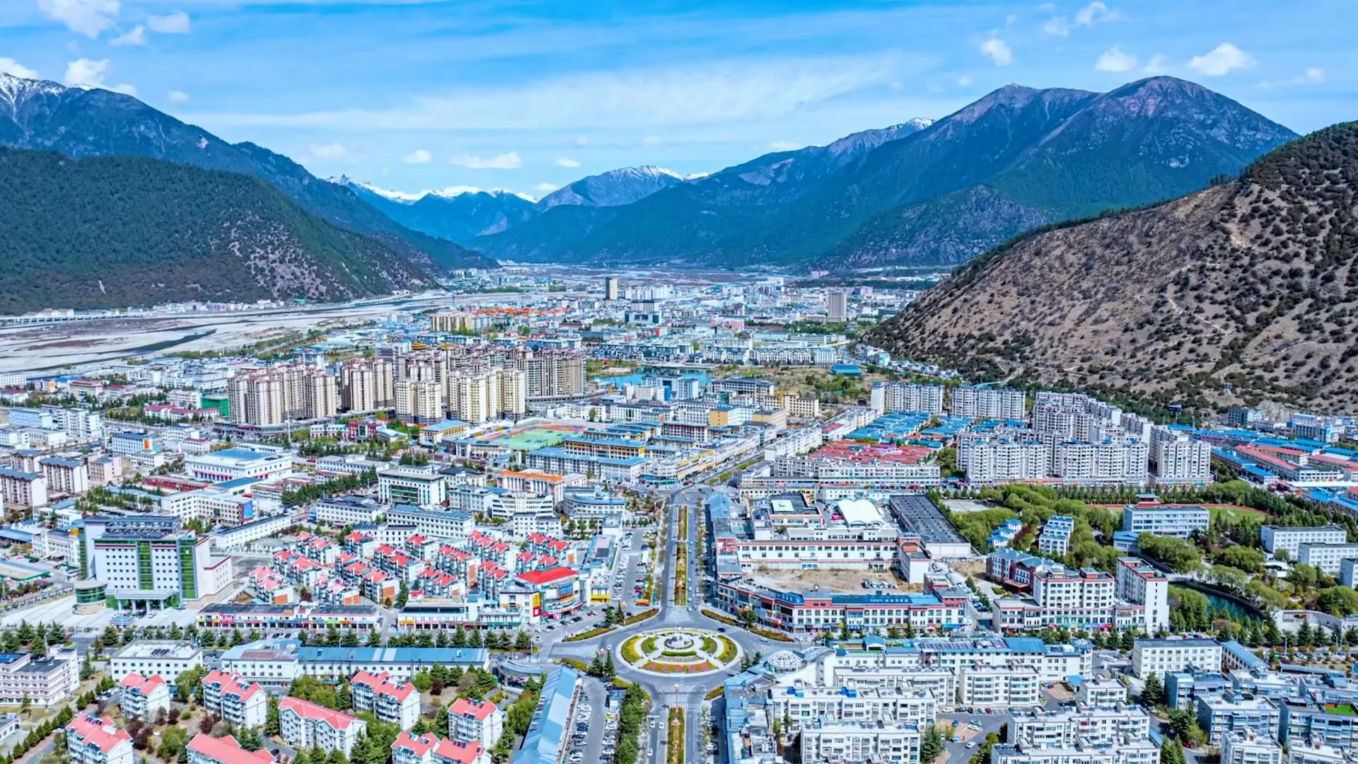 Journey Through Xizang: From Isolation to Connectivity
