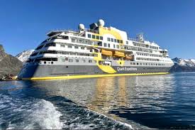 How Quark Expeditions is Empowering Travel Advisors to Offer Custom Polar Group and Charter Experiences