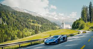 Experience America’s Scenic Routes in Style with HunterMoss Luxury Driving Tours Launching in 2026
