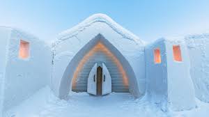Innovative Snow Storage in Lapland: Securing Winter Tourism in a Changing Arctic