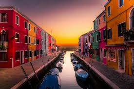 Italy Introduces Penalties to Curb Tourist Misbehavior