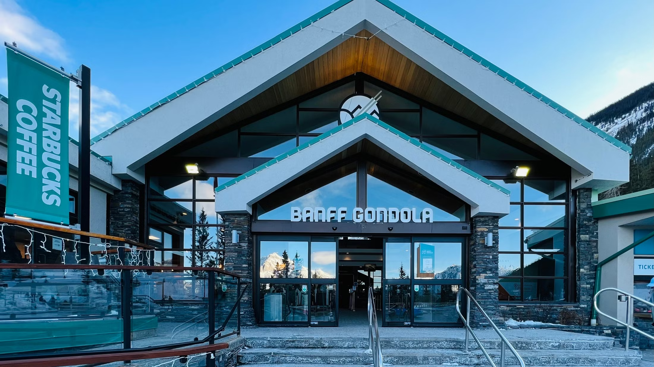 How Banff National Park is Tackling Visitor Overcrowding with New Measures
