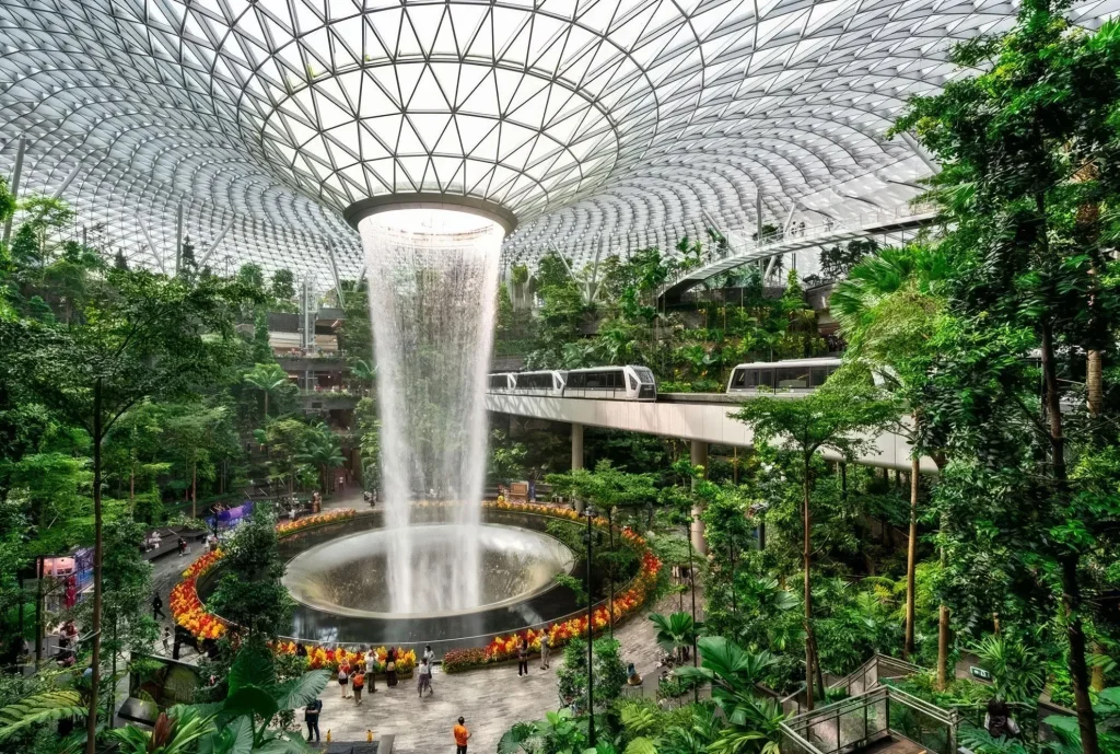 Breaking Down Forbes Travel Guide’s Top Airlines and Airports of 2025: A Travel Enthusiast’s Ultimate Guide