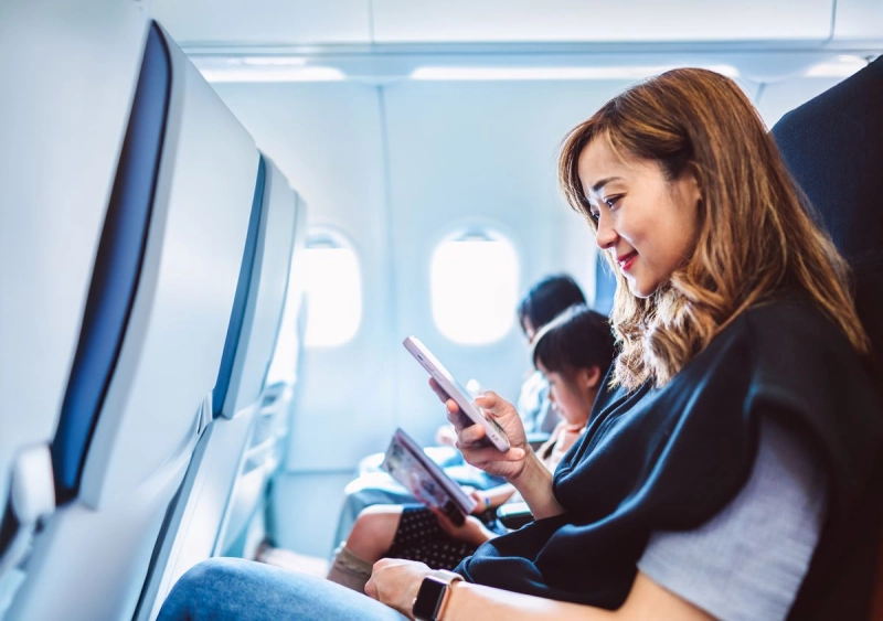 Att hålla dina enheter med litiumbatterier såkra på flyg: Vad alla resenärer borde veta