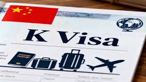 Čína představuje K-vízum, aby přivítala globální profesionály, zatímco USA upravuje poplatky za vízum H-1B